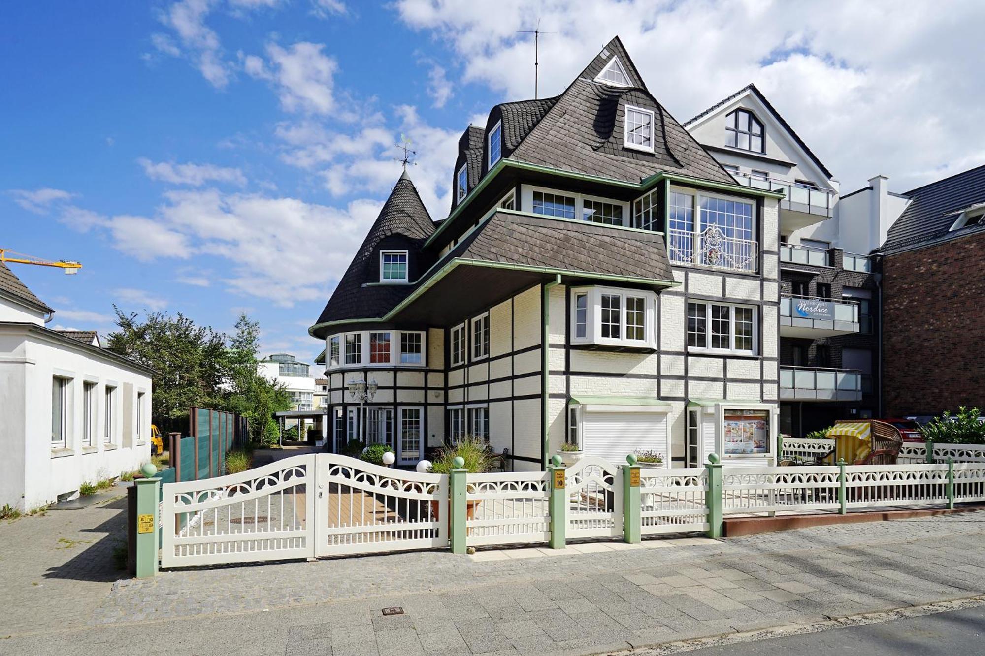 Hotel Appartement Landhaus Stutzi - Hotel Strandperle Cuxhaven Exterior foto